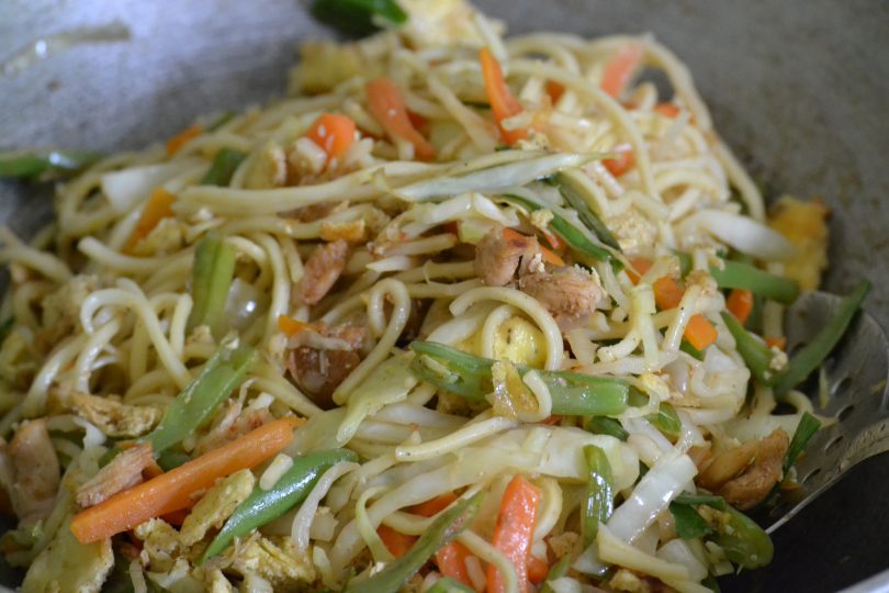 Hakka Noodles, Linuskitchen, Linu Freddy